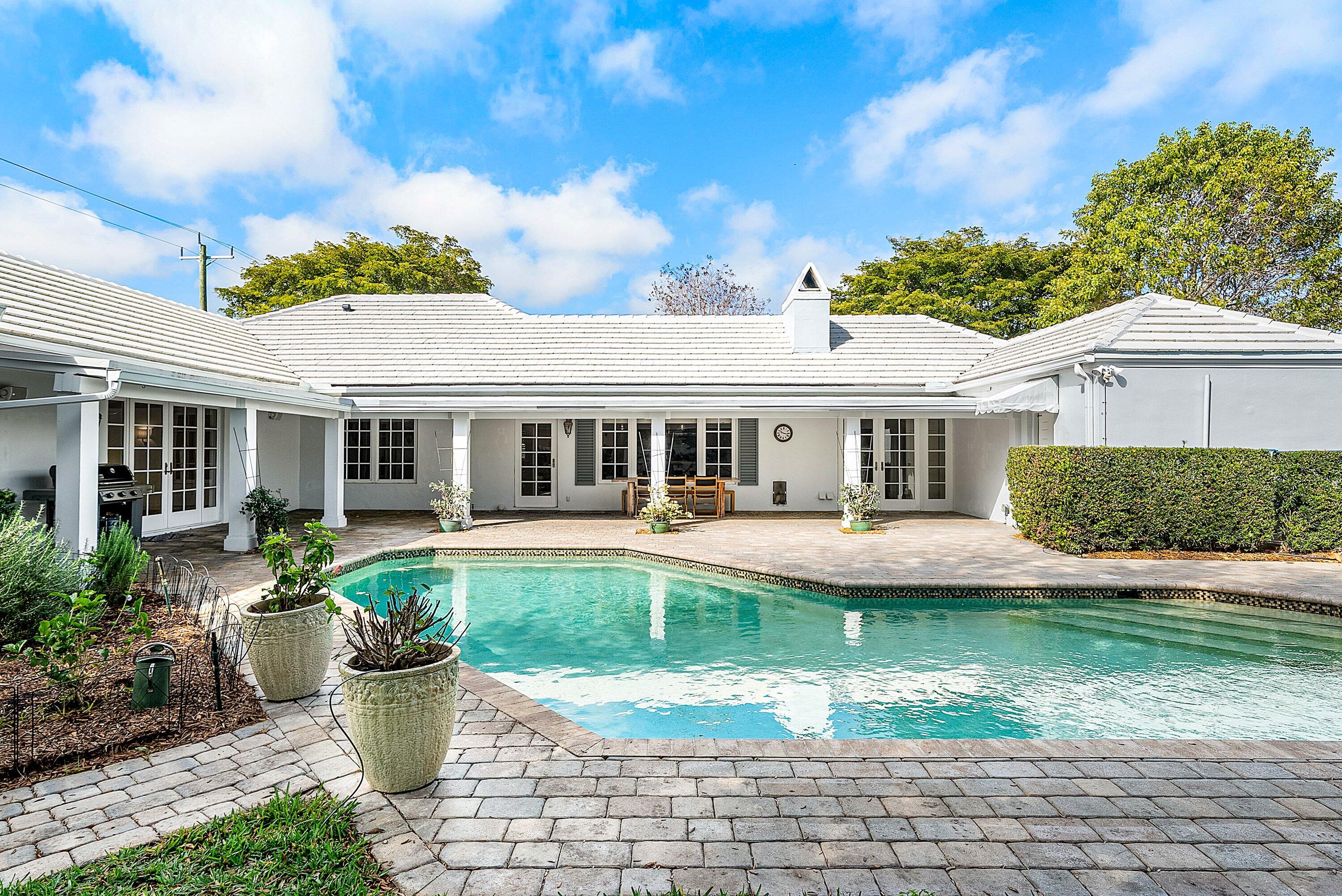 1103 NW 6th Avenue