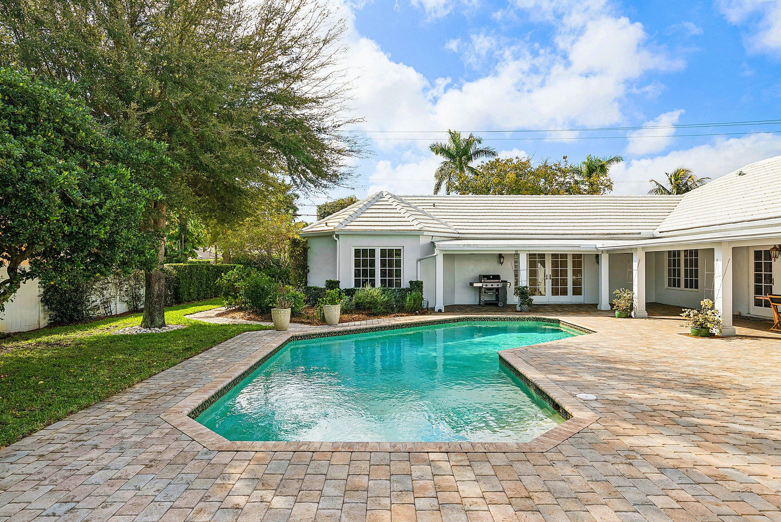 1103 NW 6th Avenue