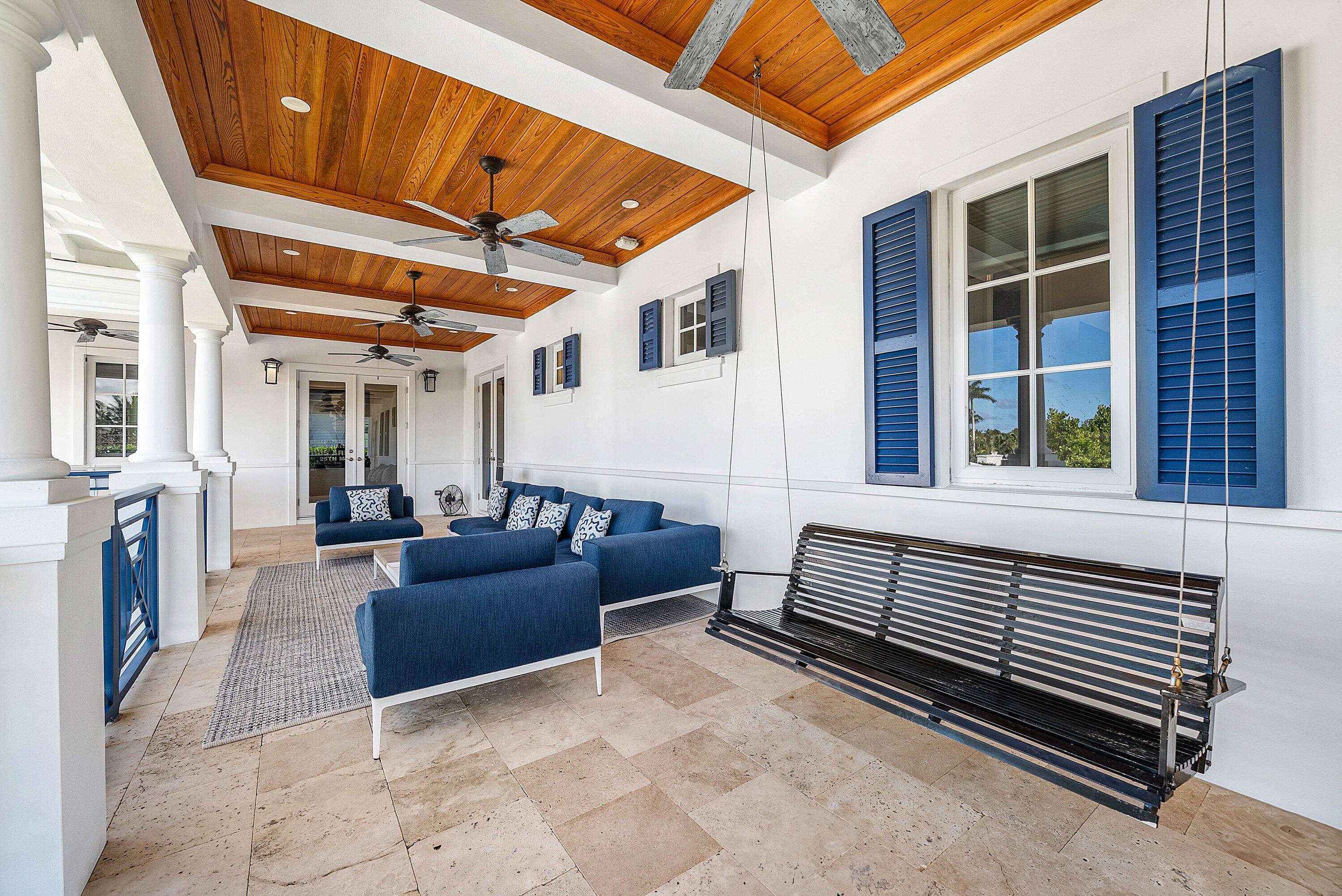 1041 Seaspray Avenue