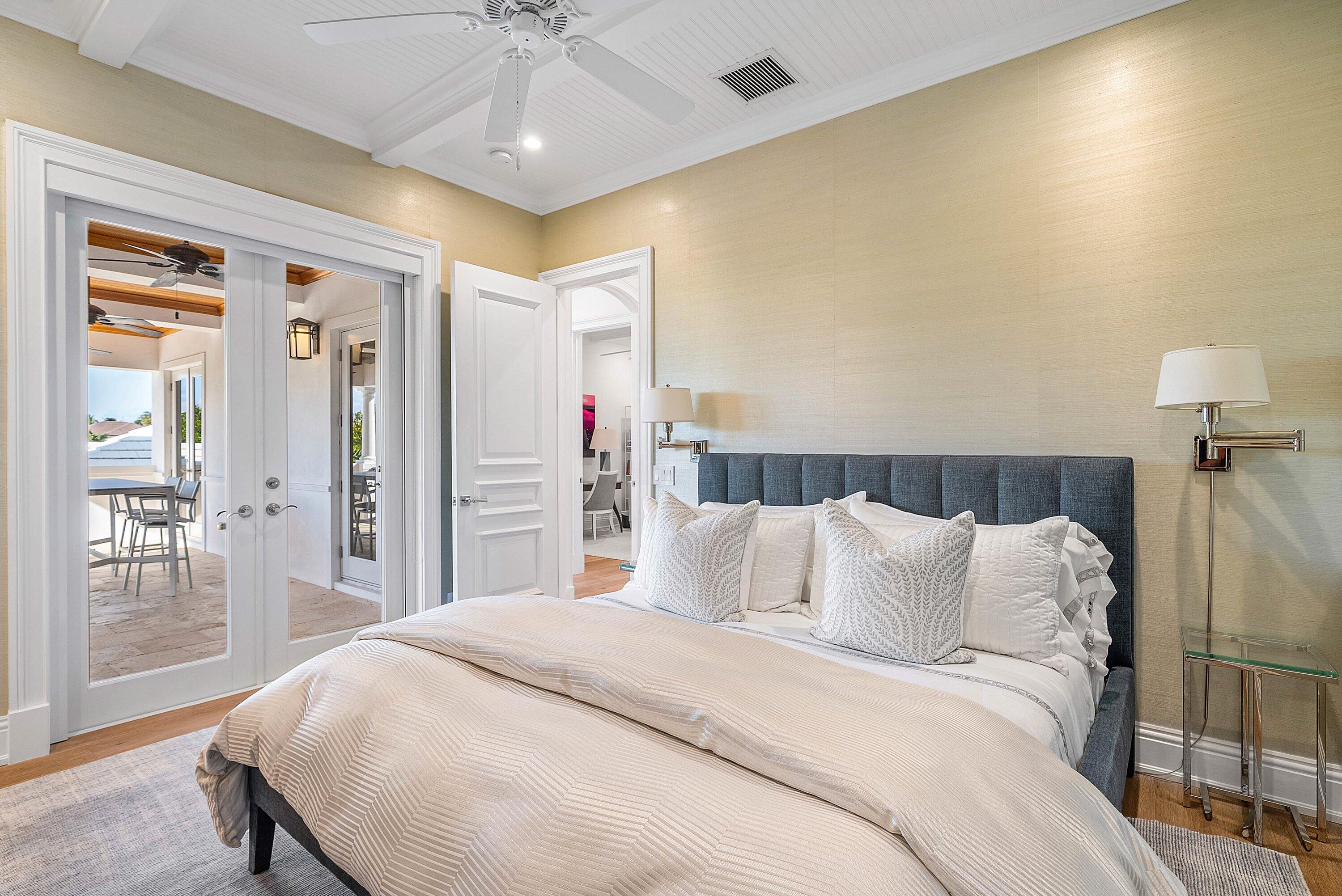 1041 Seaspray Avenue