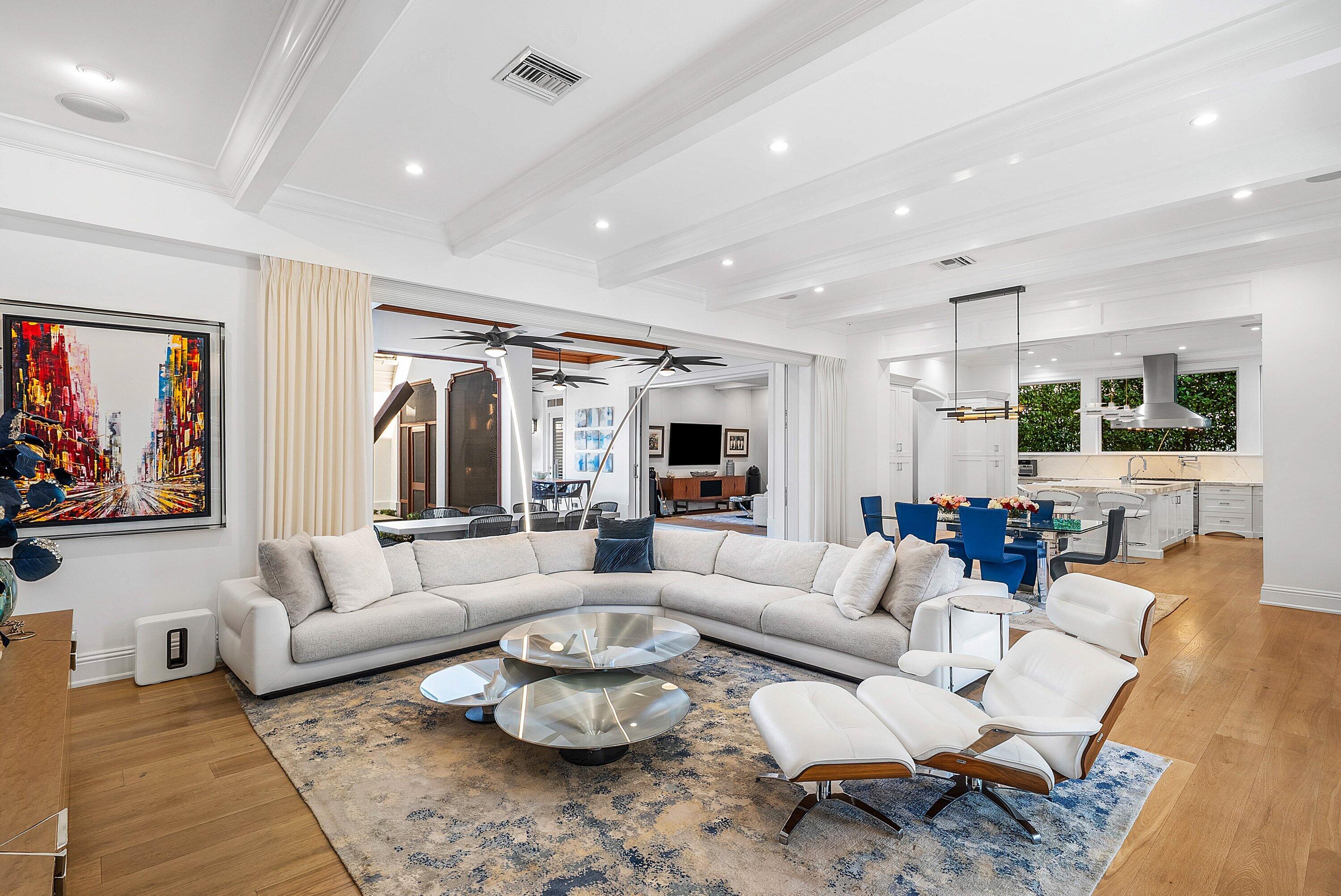 1041 Seaspray Avenue