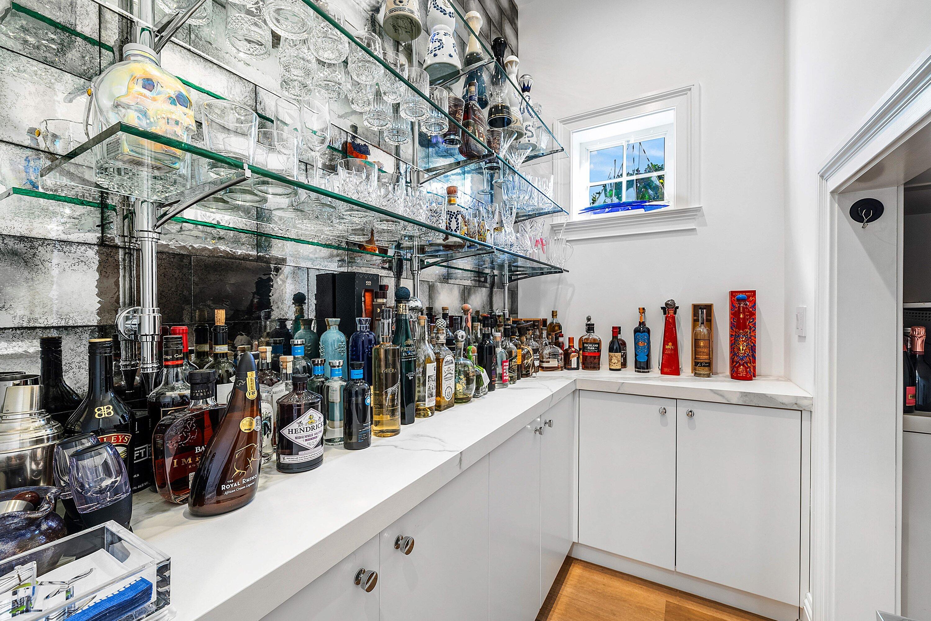 1041 Seaspray Avenue