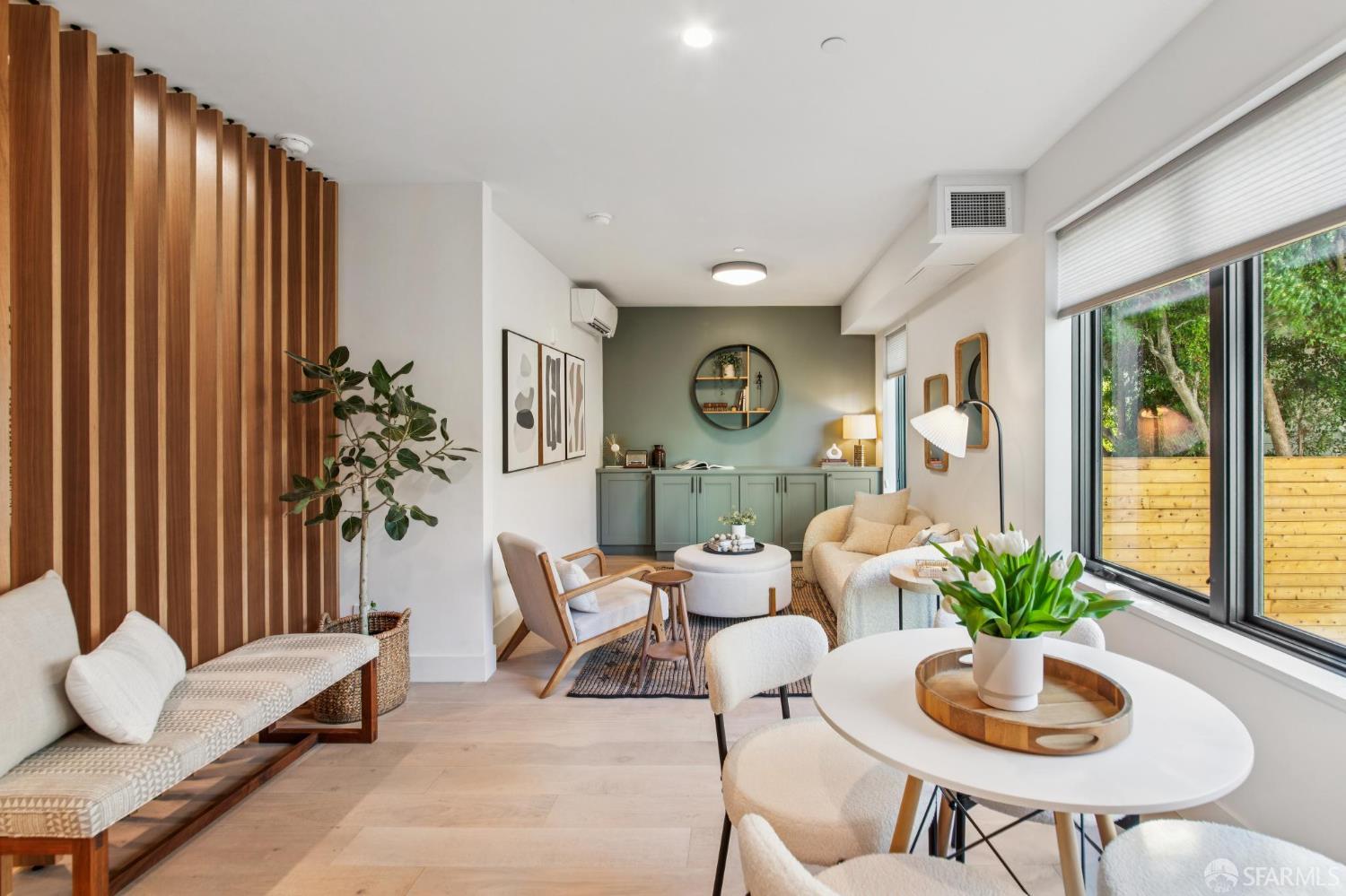 986 South Van Ness Avenue Unit: #203