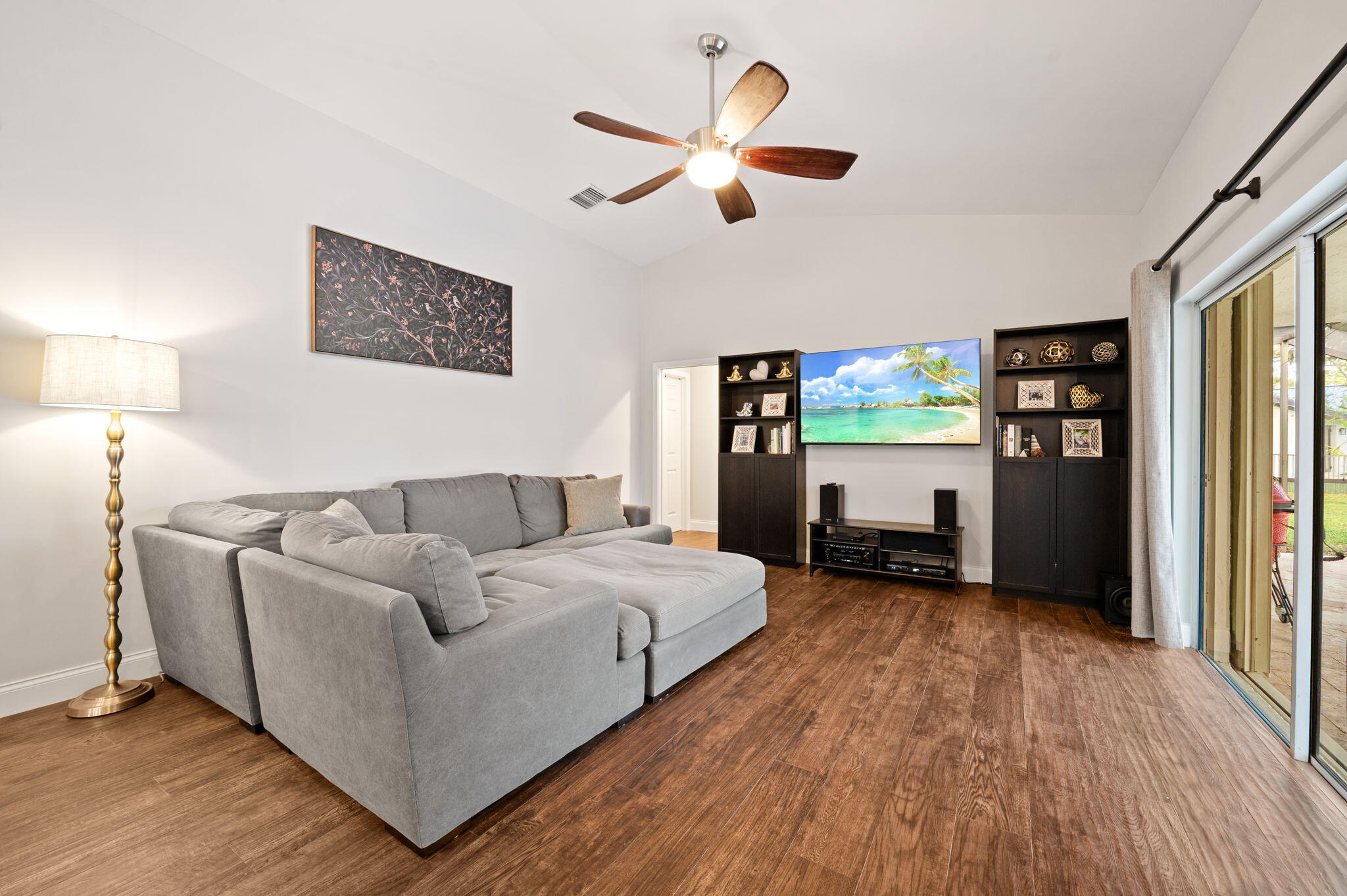 1738 Lindsey Court