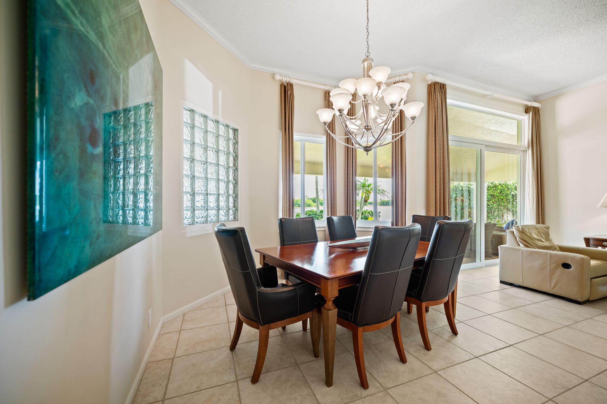 804 Heritage Drive