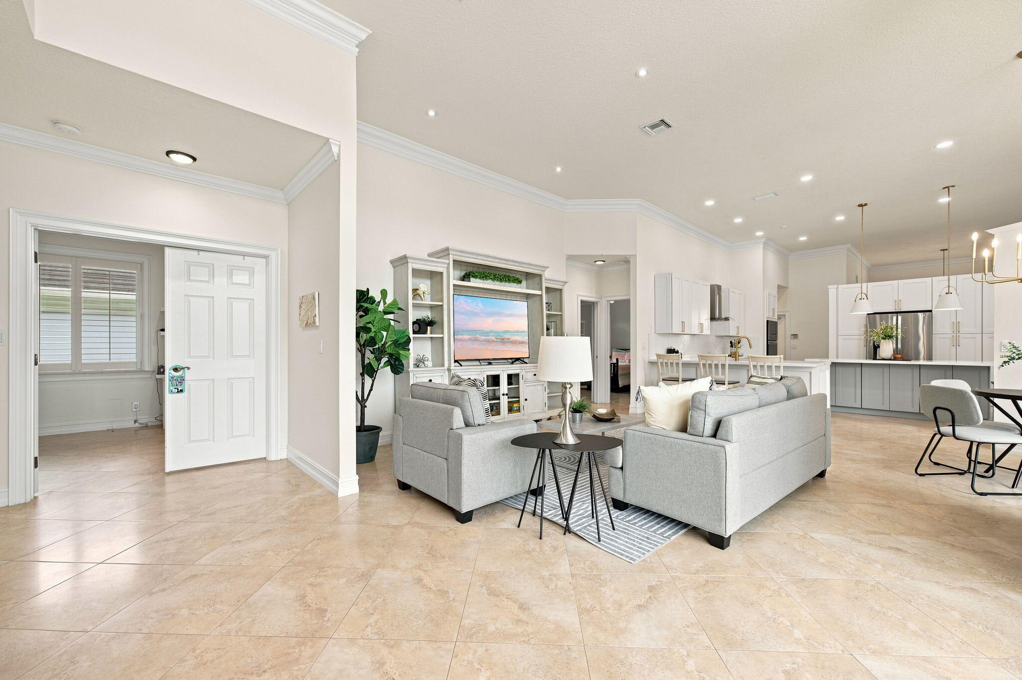 845 Bayside Lane