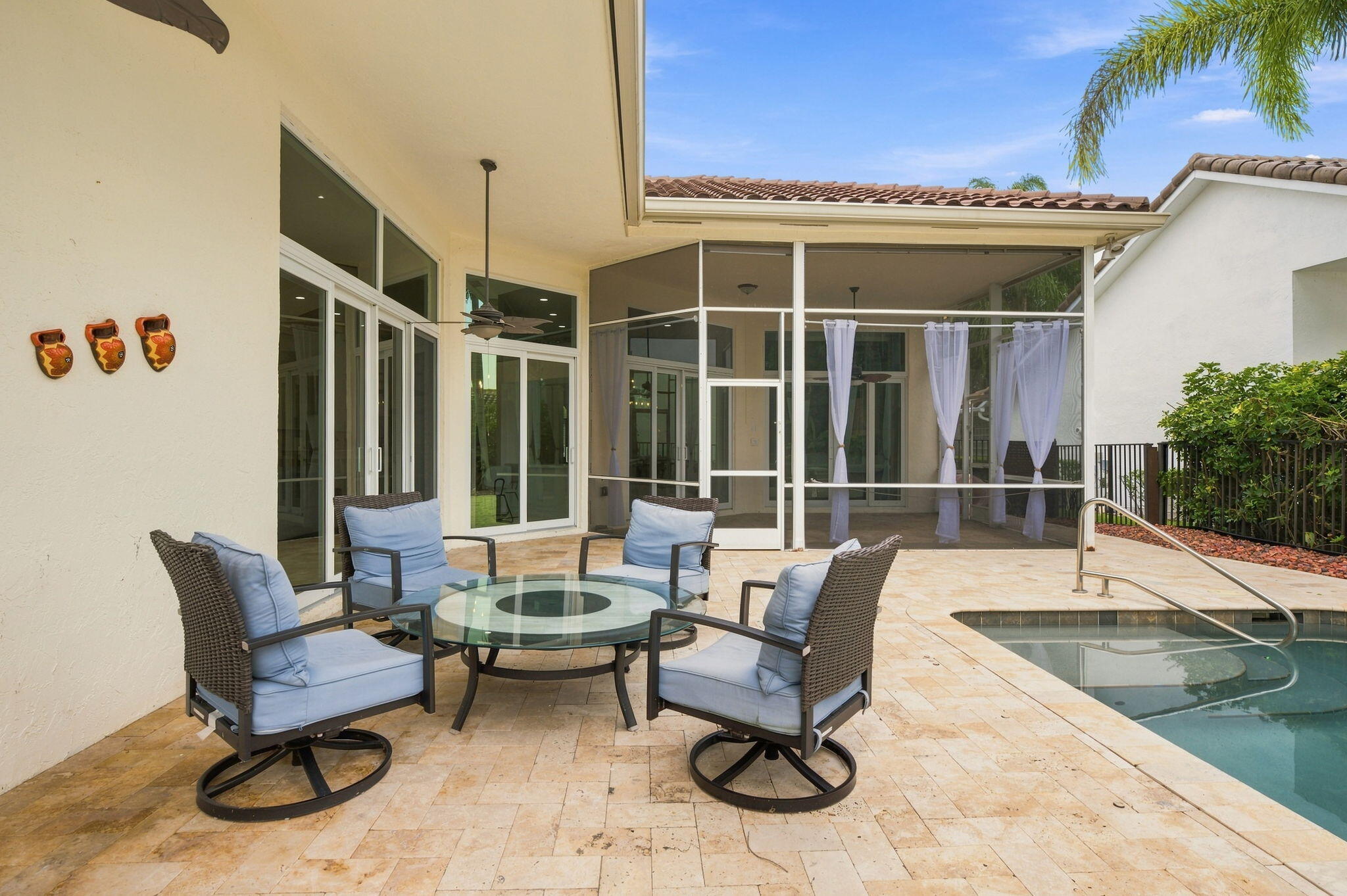 845 Bayside Lane