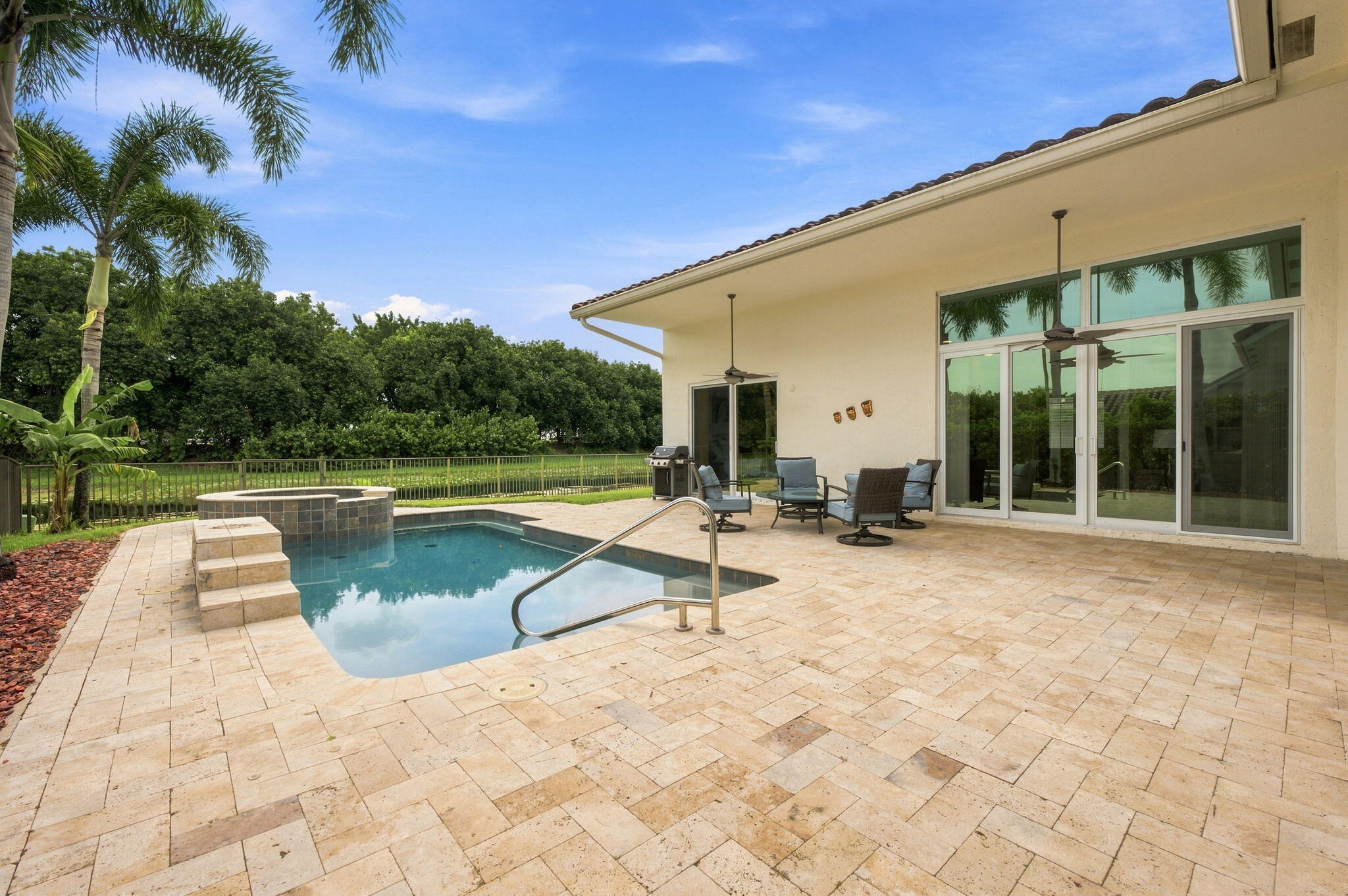 845 Bayside Lane