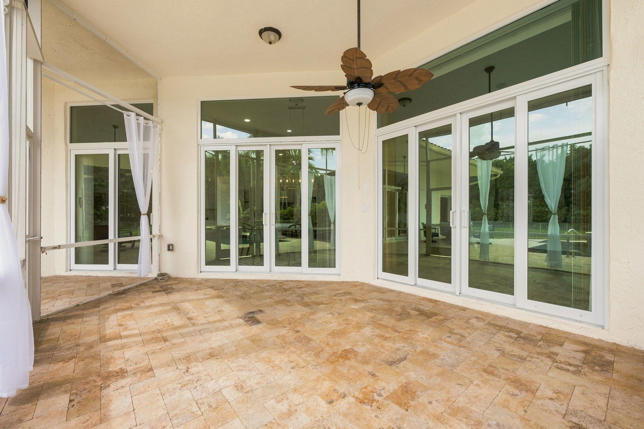 845 Bayside Lane