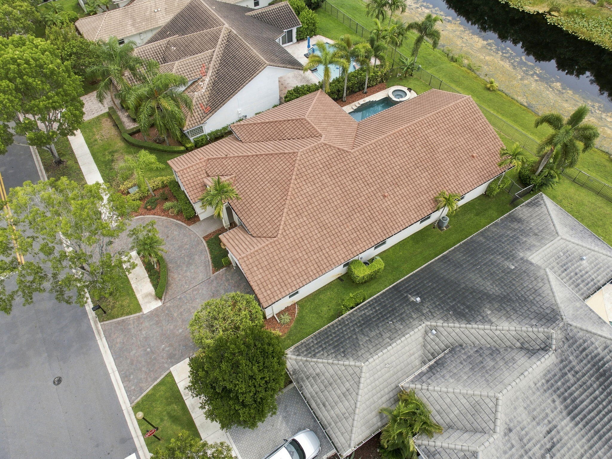 845 Bayside Lane