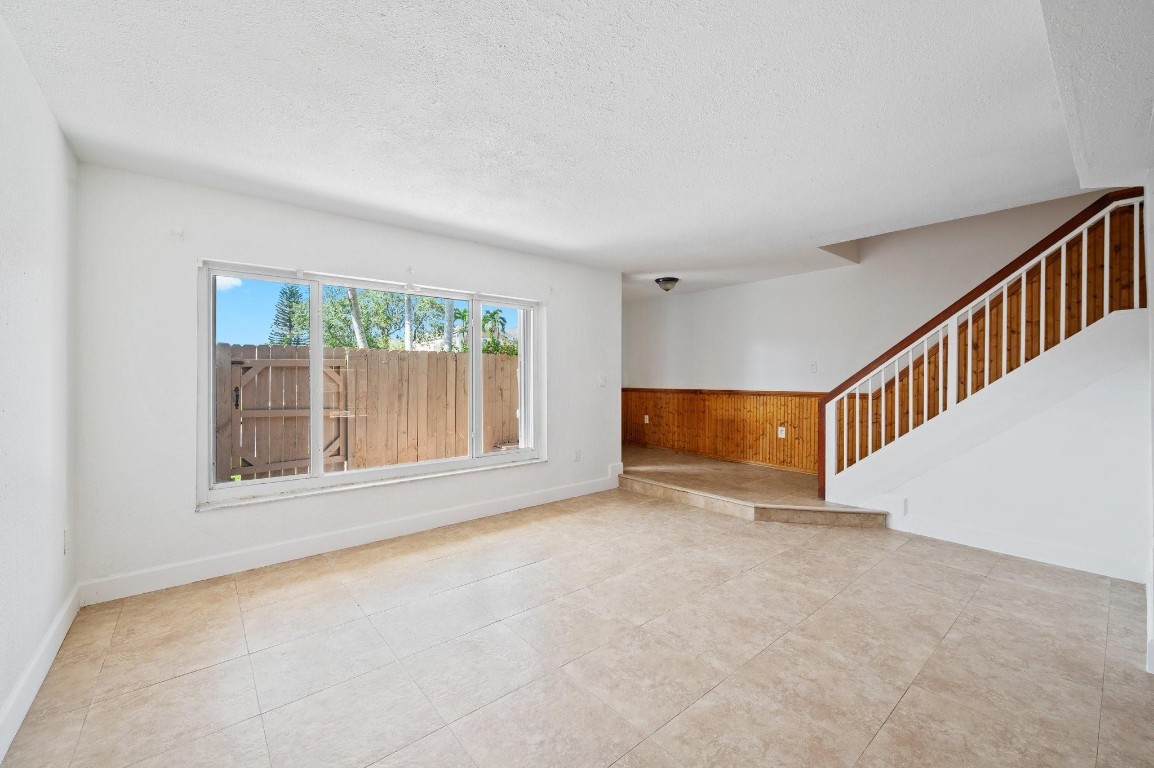 12301 NW 14th St 12301