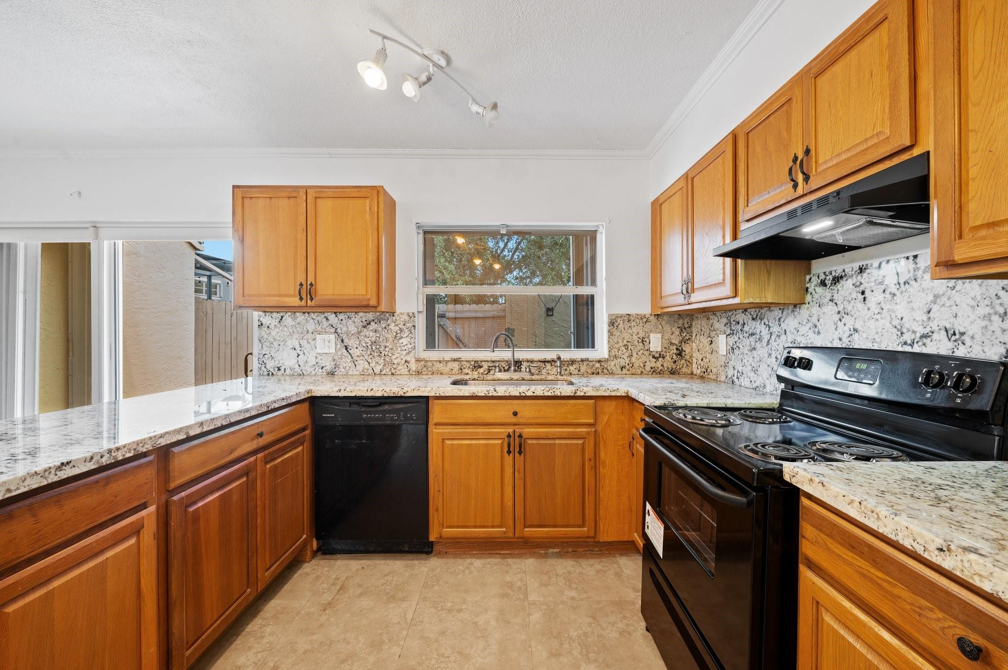 12301 NW 14th St 12301