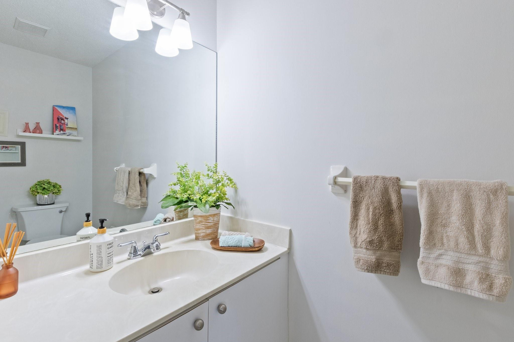 1007 Spoonbill Circle