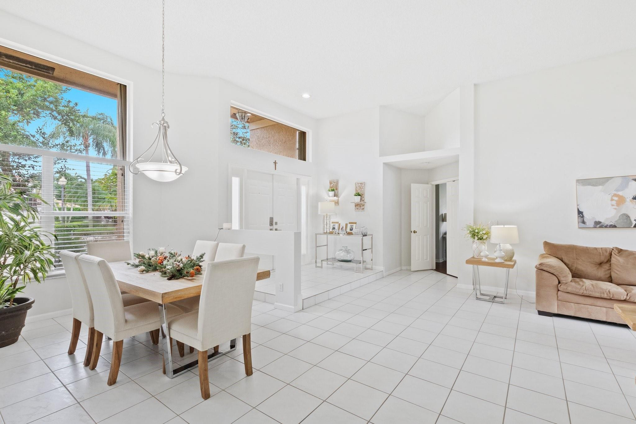 1007 Spoonbill Circle