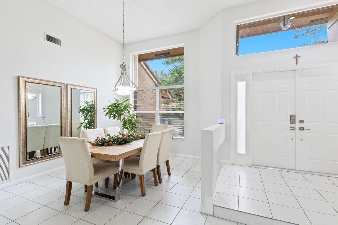 1007 Spoonbill Circle