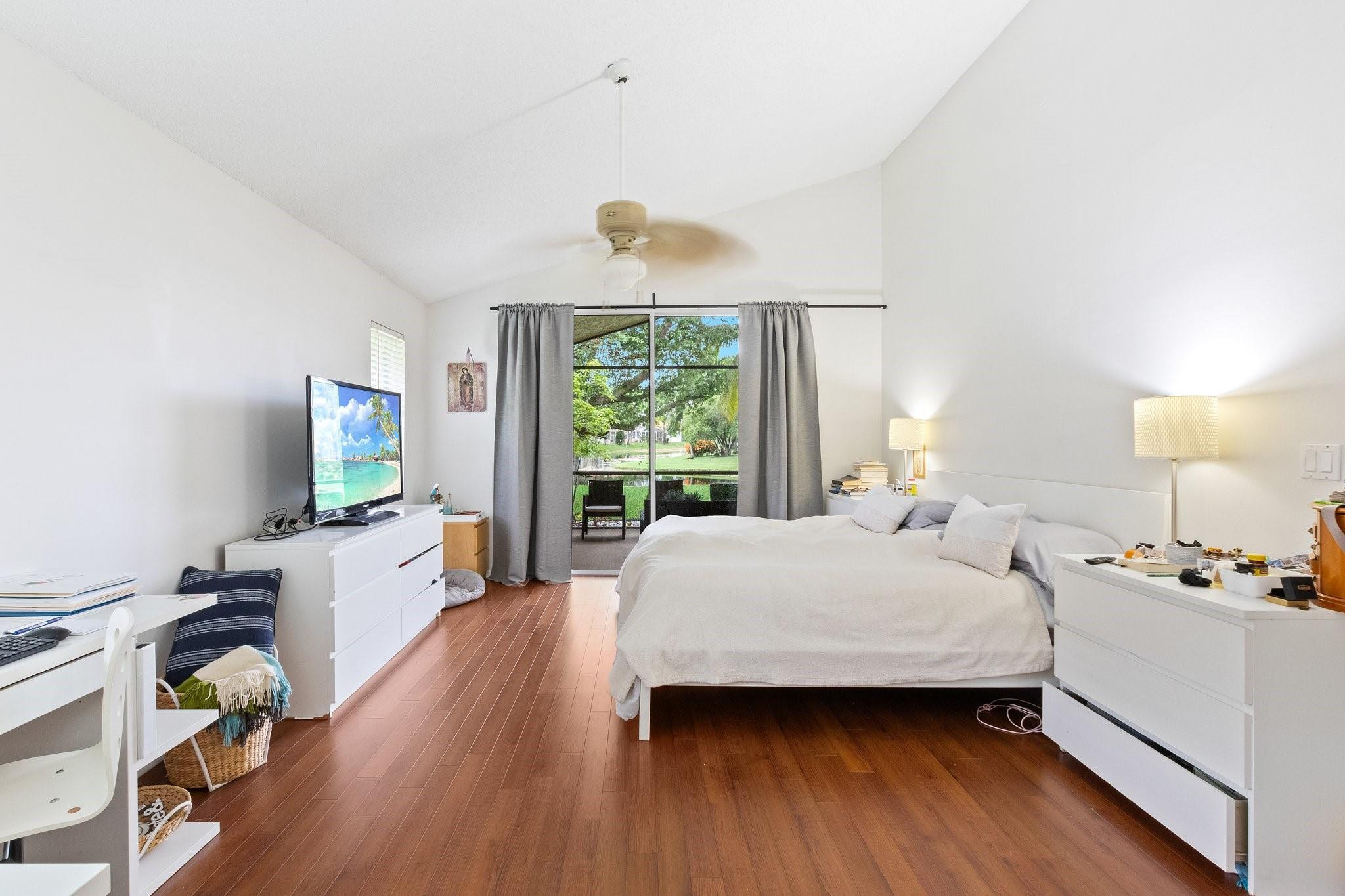 1007 Spoonbill Circle