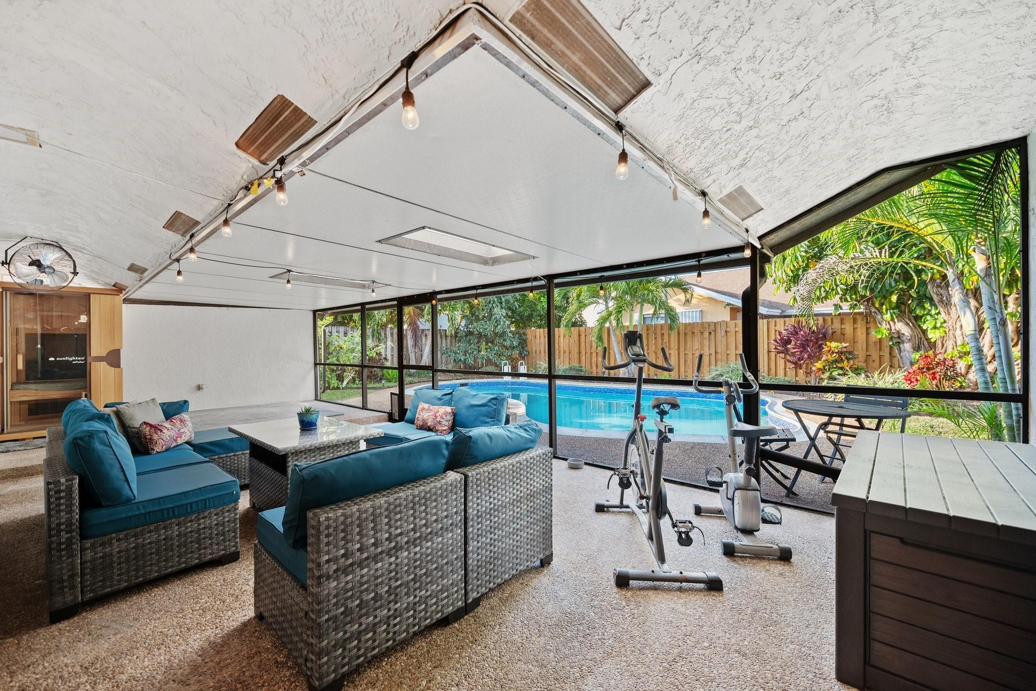 9531 NW 31st Pl