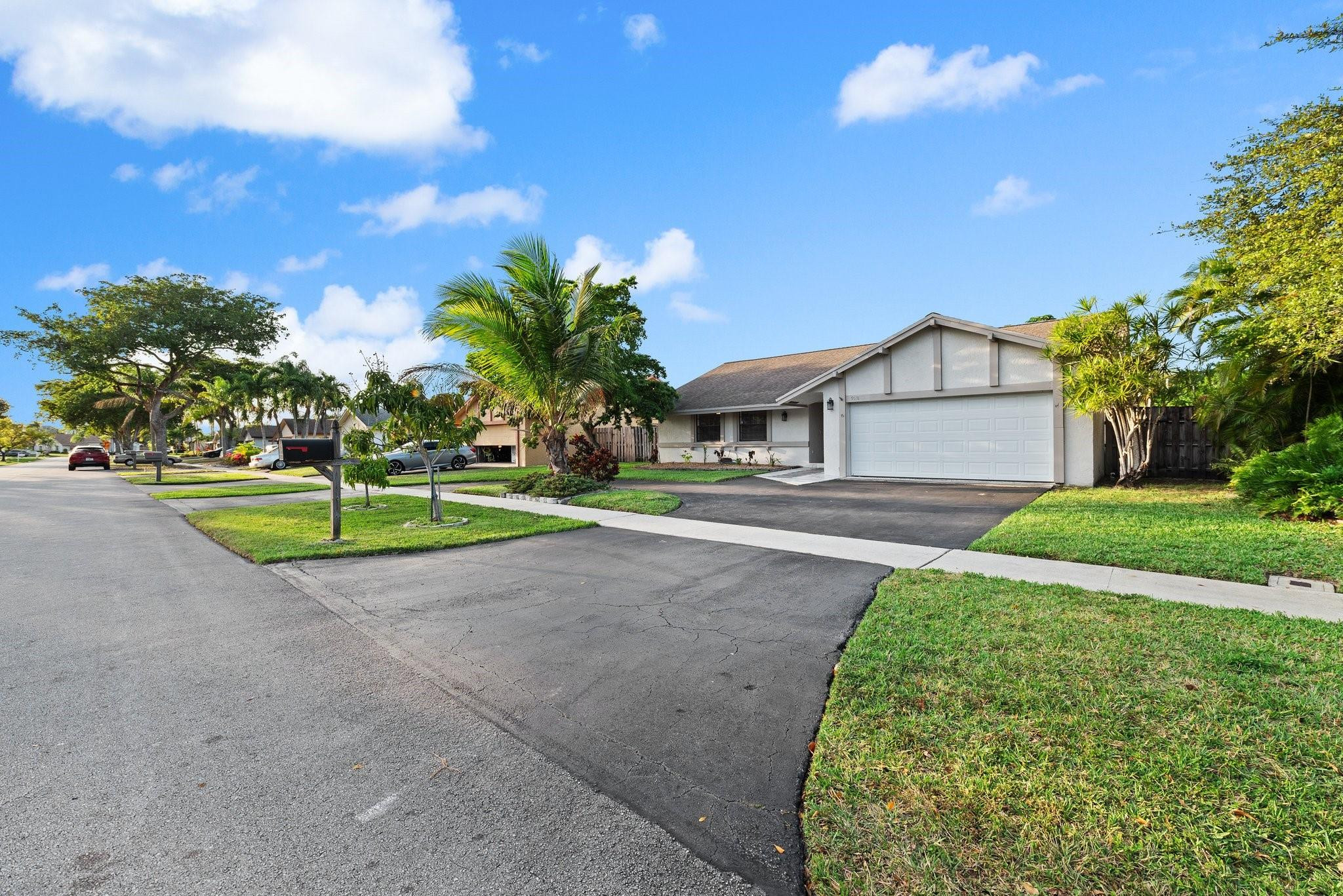 9531 NW 31st Pl