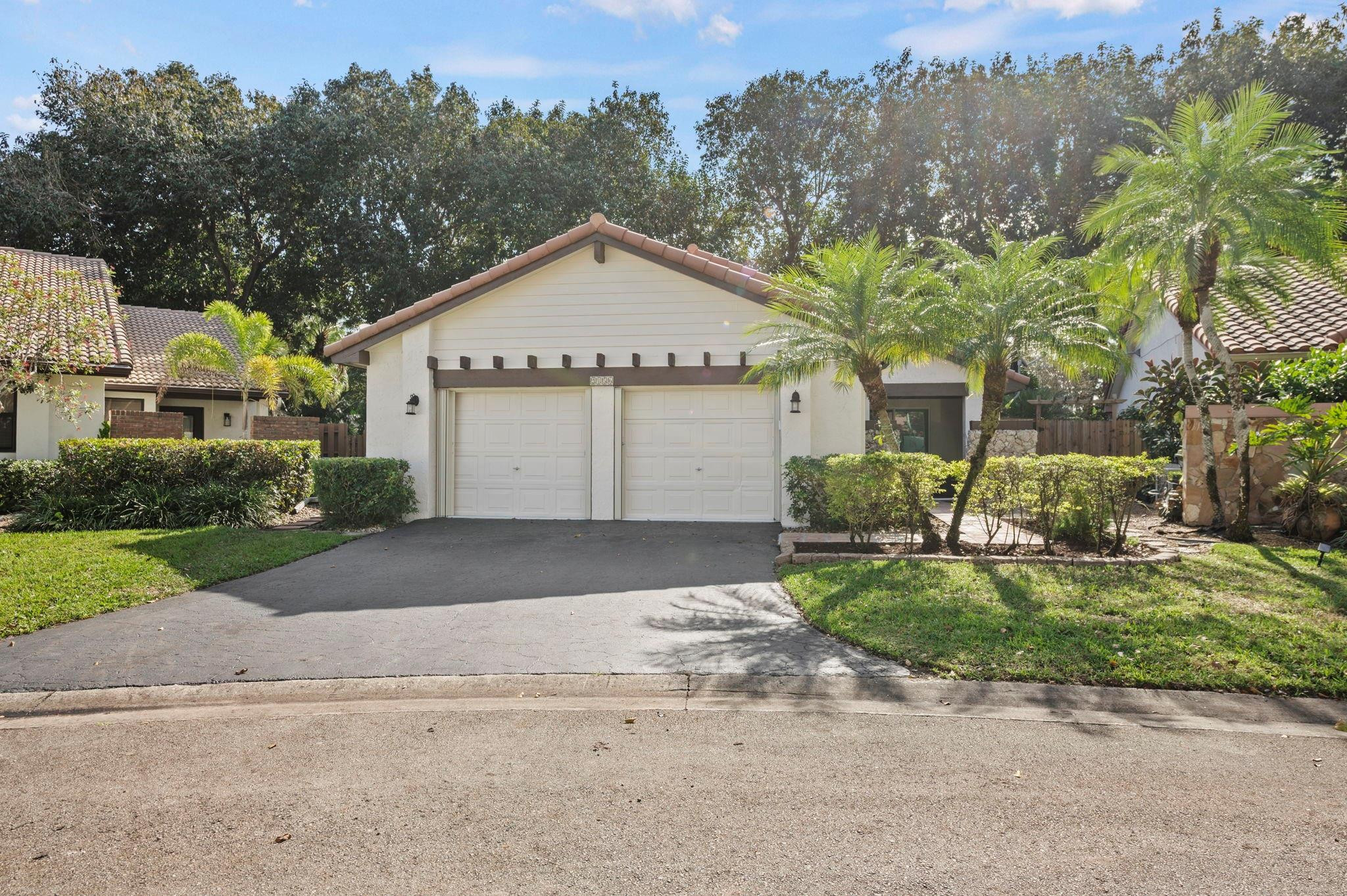 2156 Austin