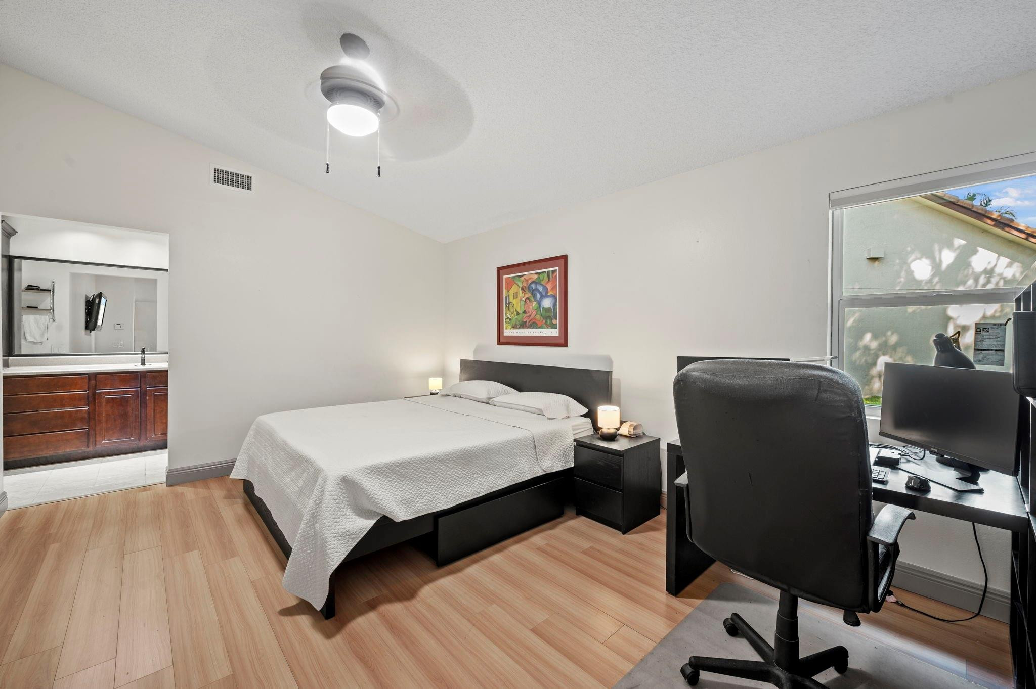 2156 Austin
