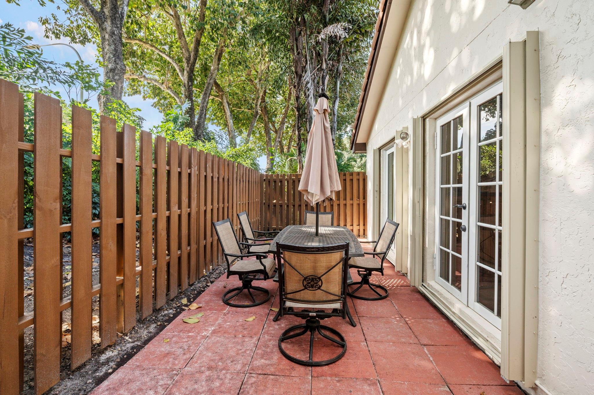 2156 Austin