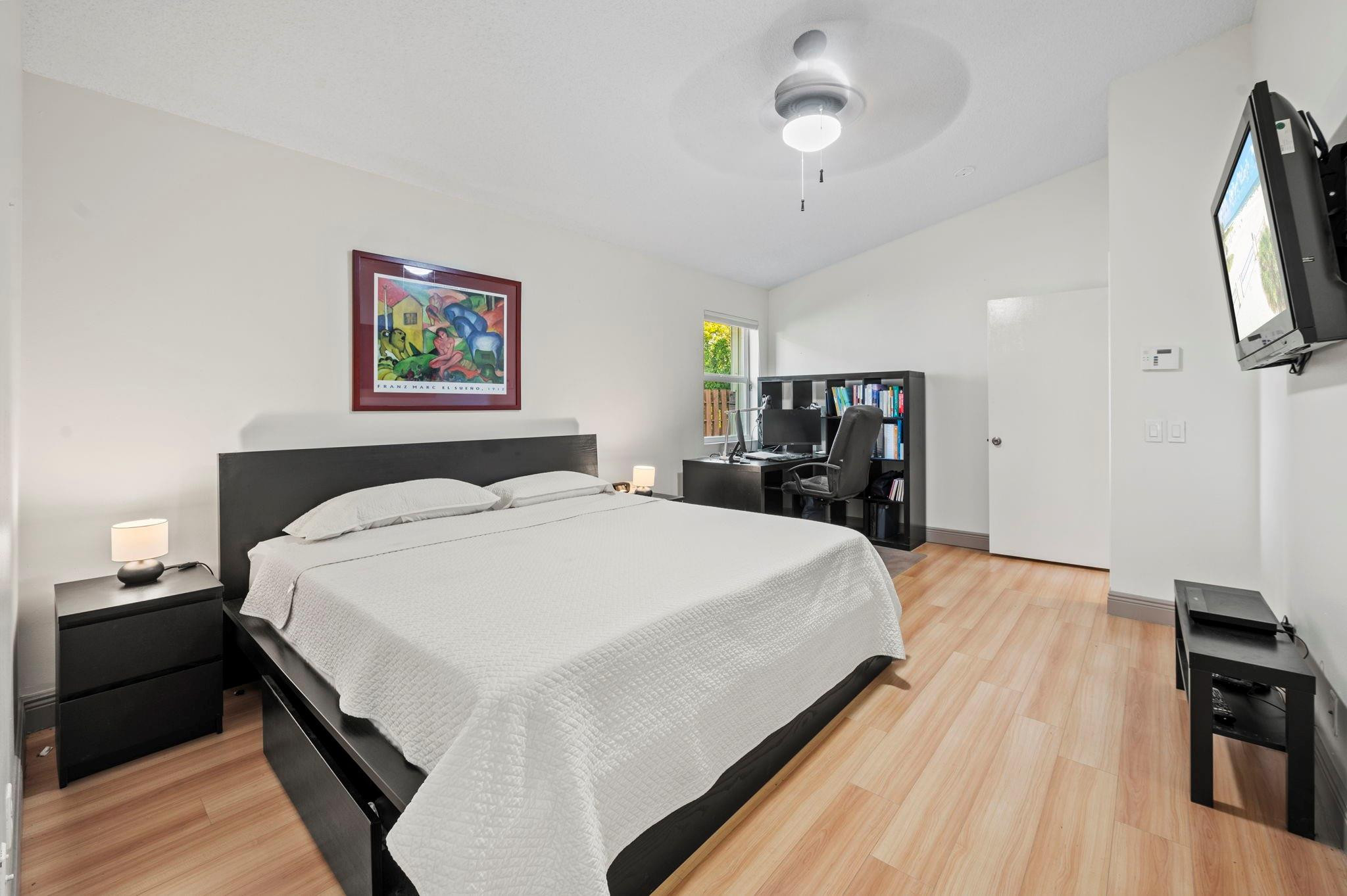 2156 Austin