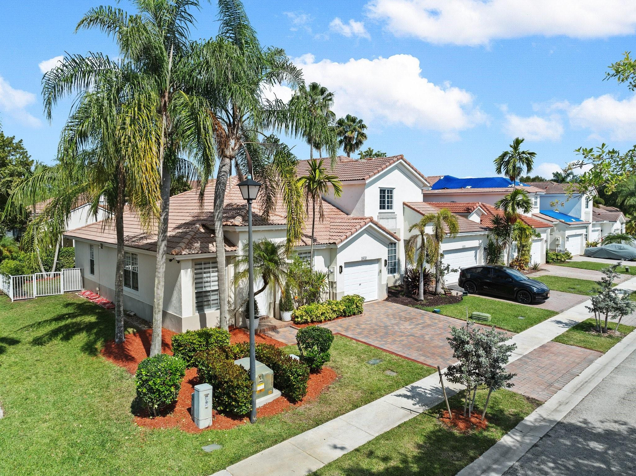 18759 SW 28th St 18759