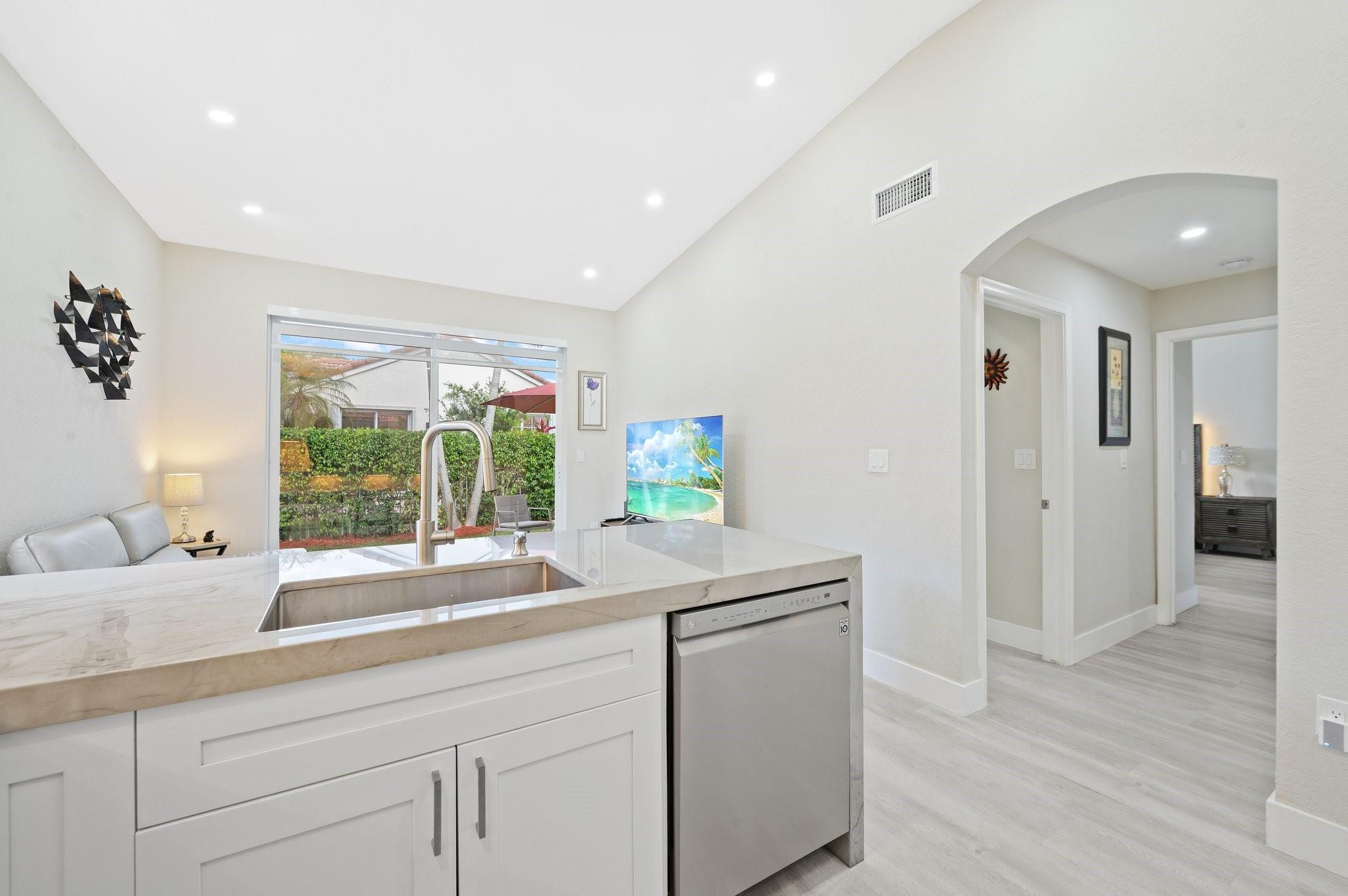 18759 SW 28th St 18759