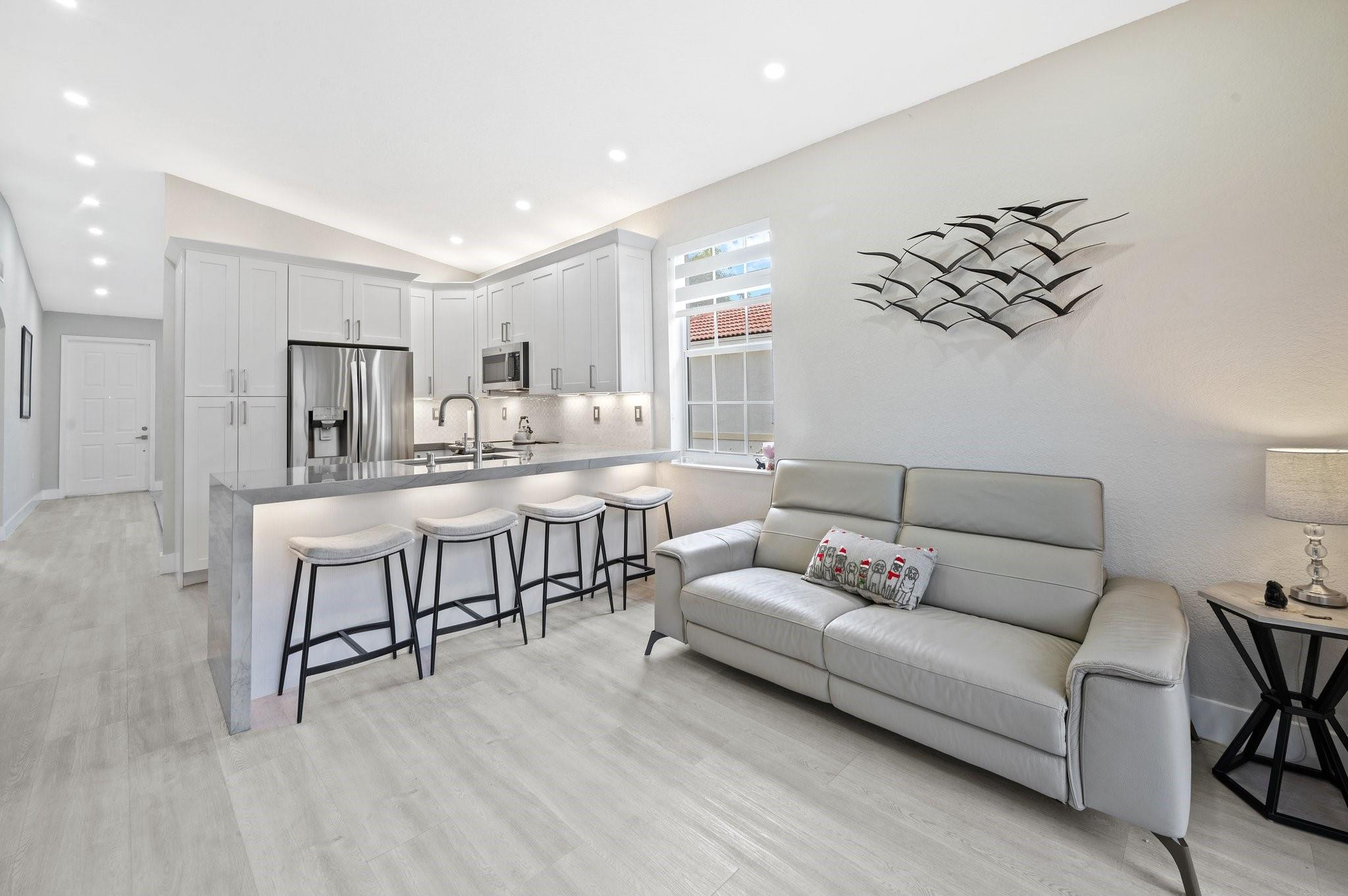 18759 SW 28th St 18759