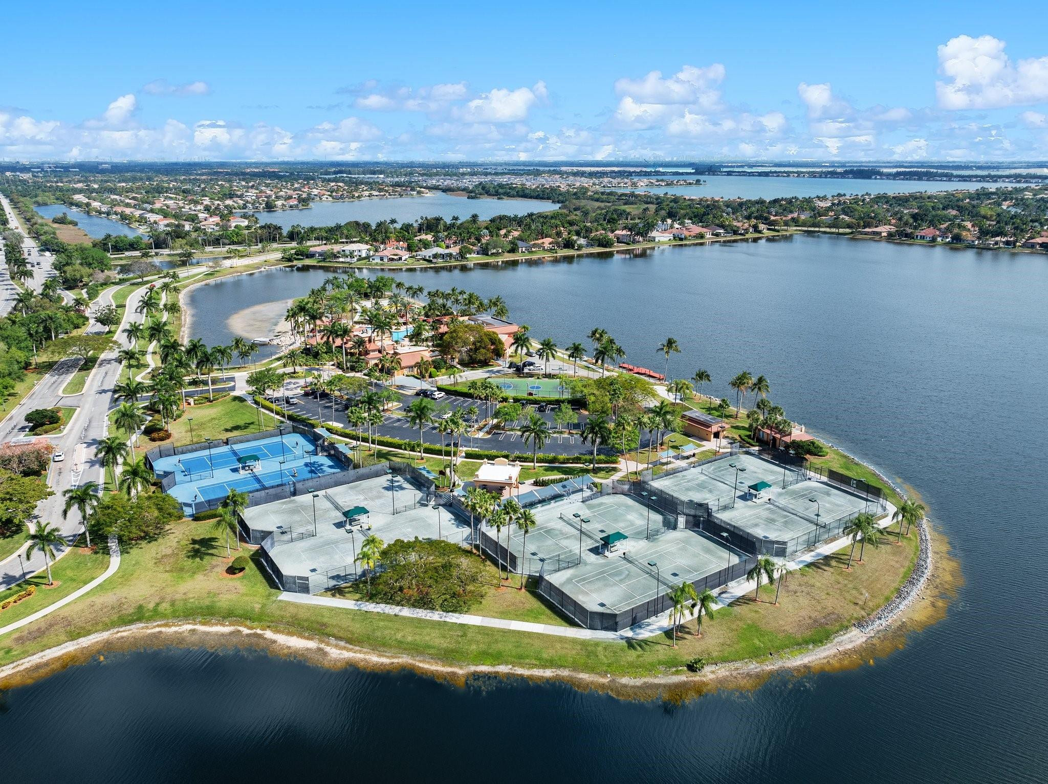 18759 SW 28th St 18759