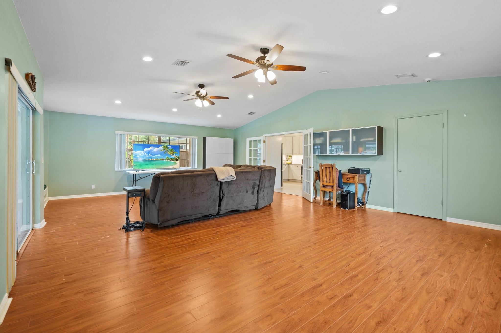 5191 SW 188th Ave