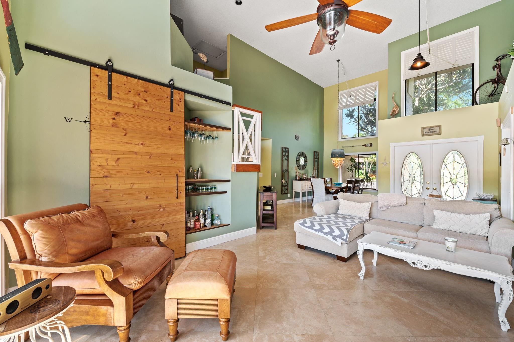 1260 Fairfax Ct