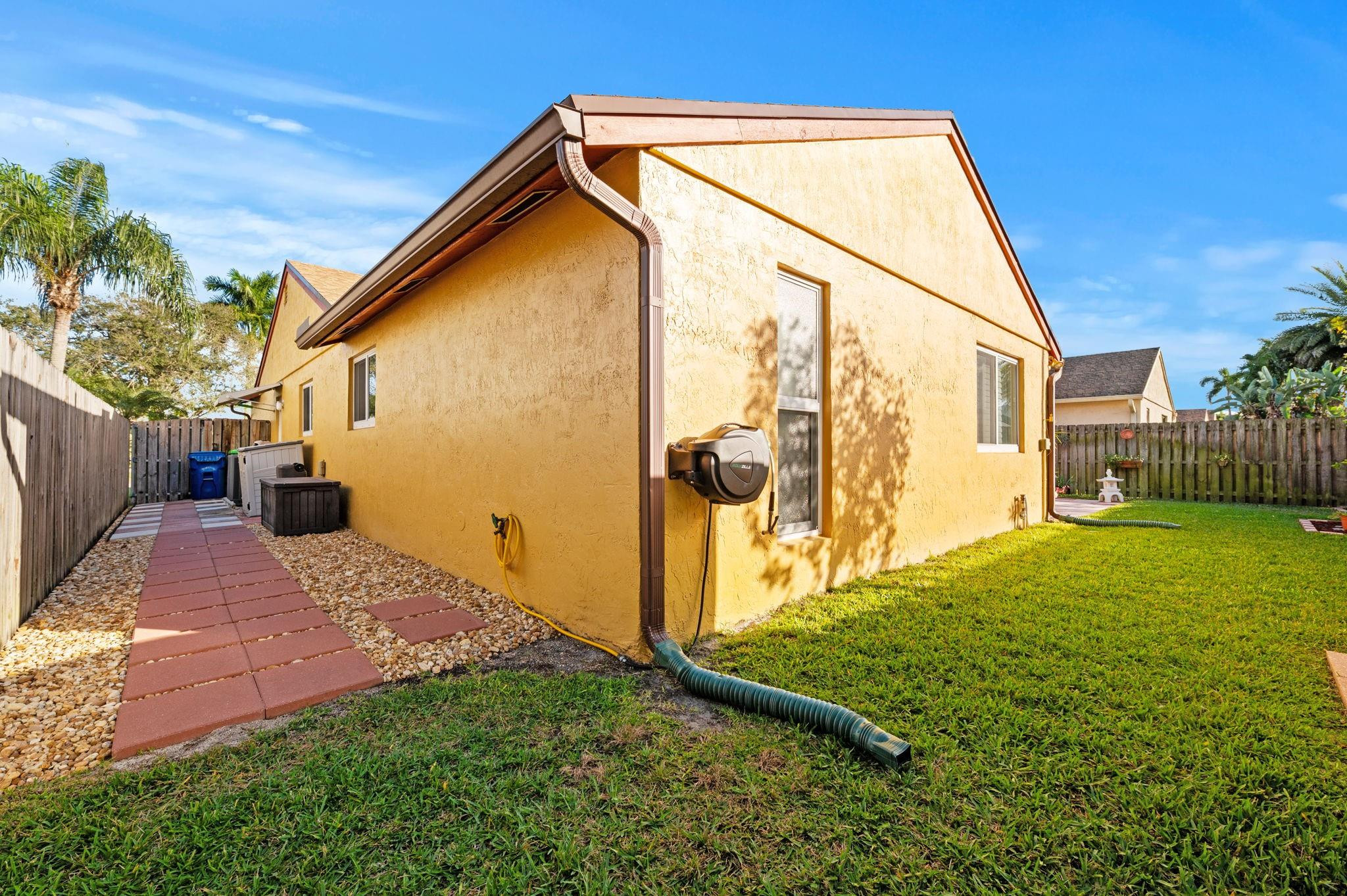 1363 SW 151st Terrace, Sunrise