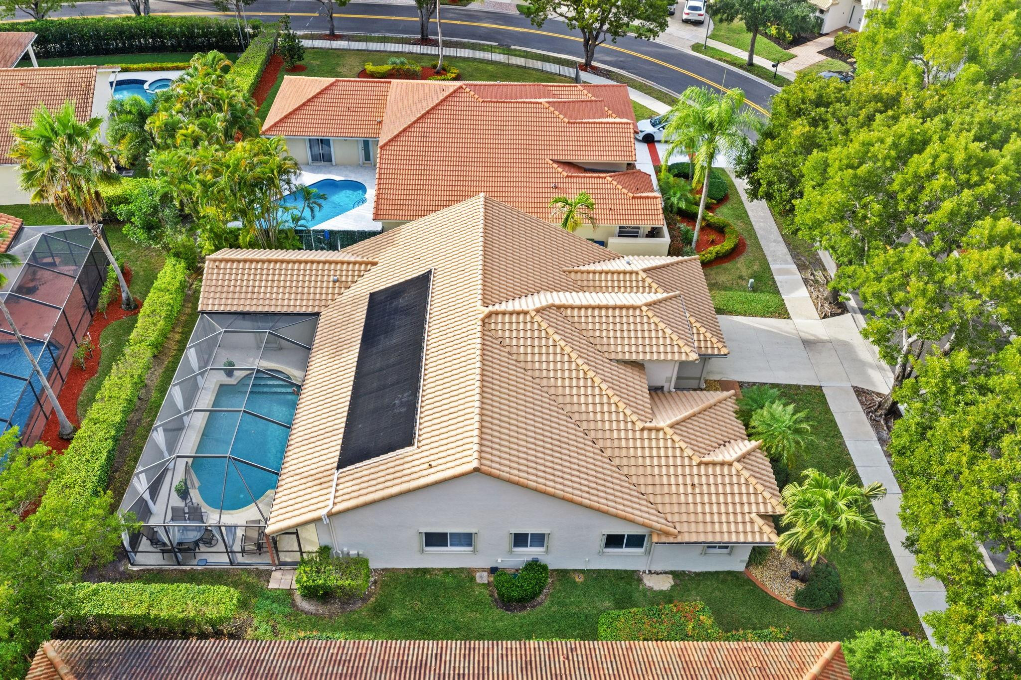 732 Crescent Way