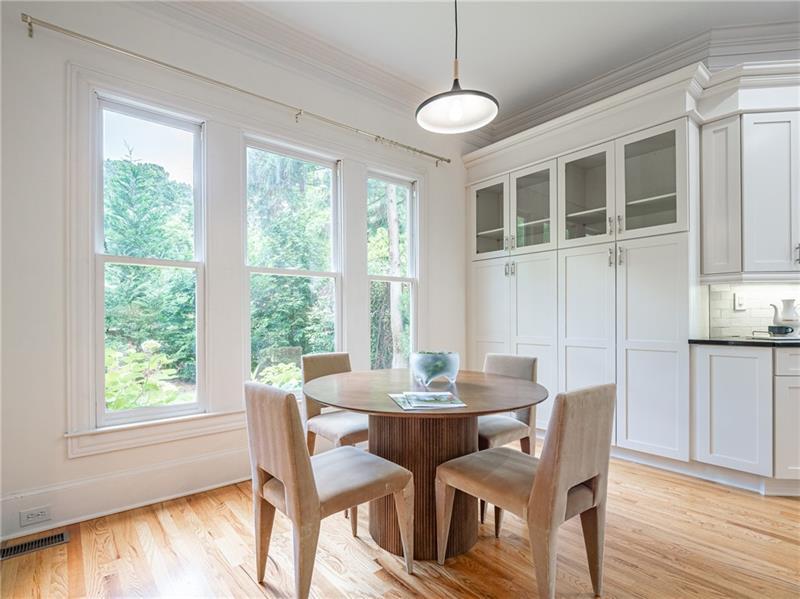 740 E Morningside Drive NE