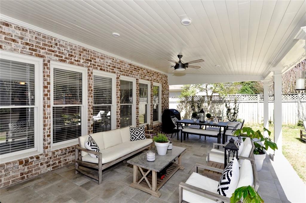 310 Windsor Gate Cove NE