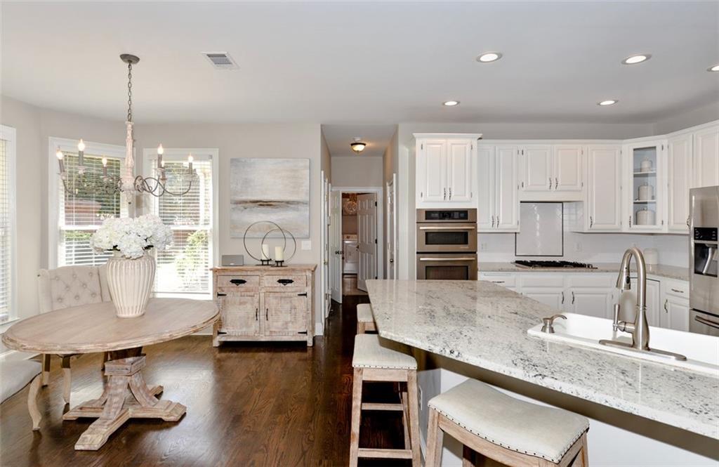 310 Windsor Gate Cove NE