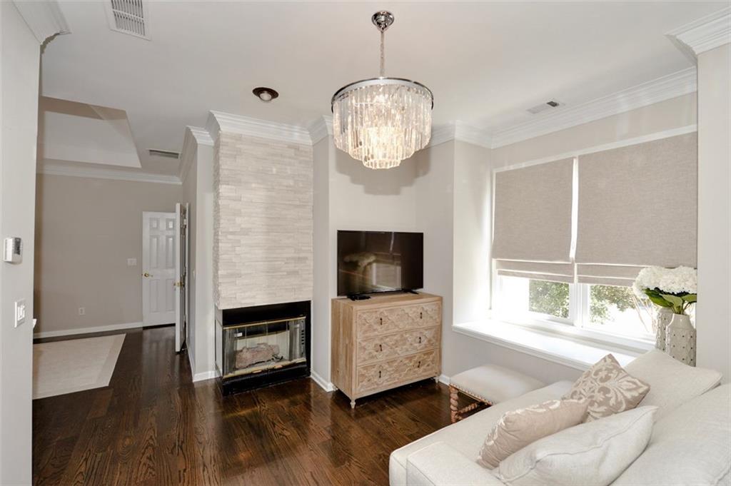 310 Windsor Gate Cove NE