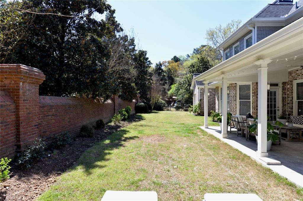 310 Windsor Gate Cove NE