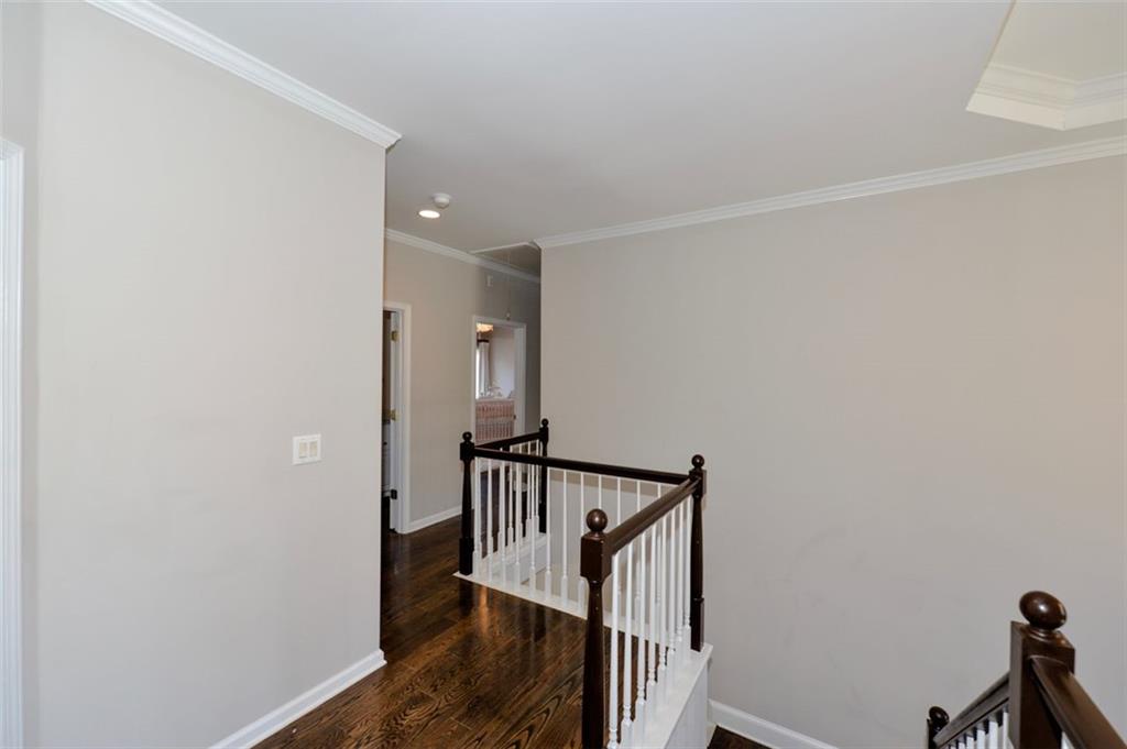 310 Windsor Gate Cove NE