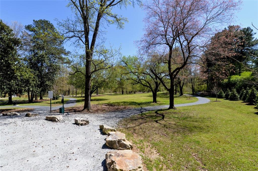310 Windsor Gate Cove NE