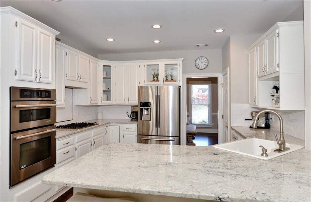 310 Windsor Gate Cove NE