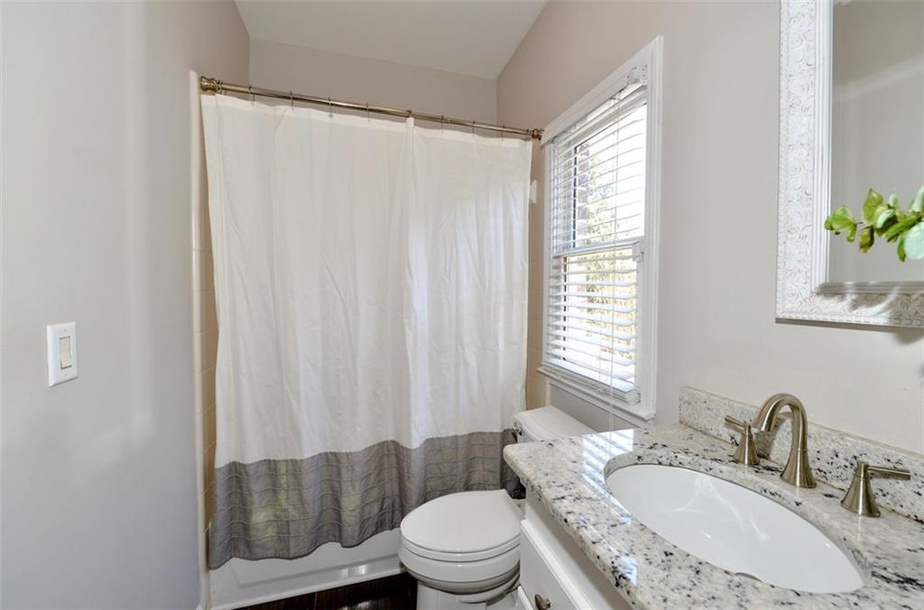 310 Windsor Gate Cove NE