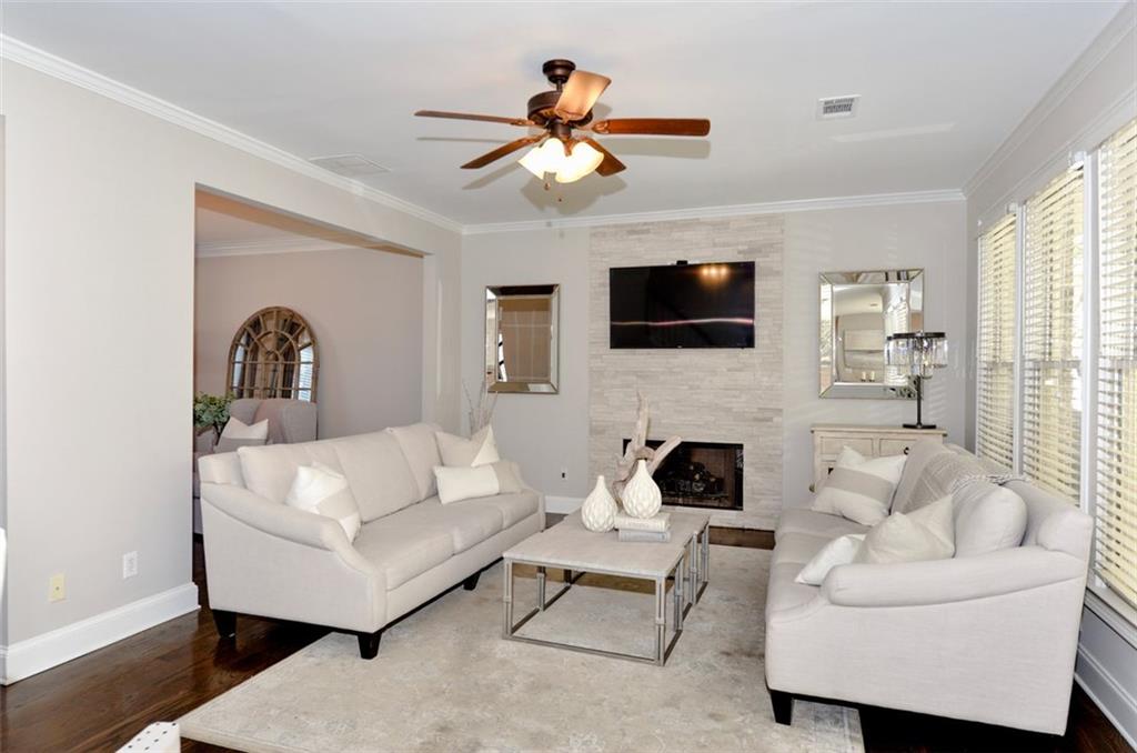 310 Windsor Gate Cove NE