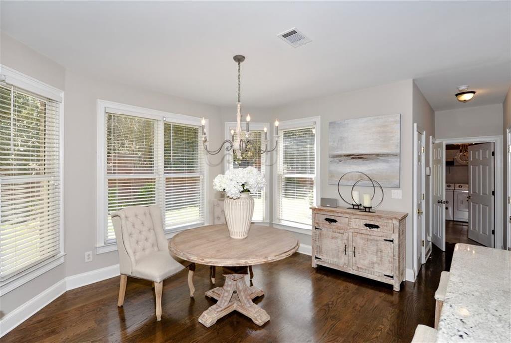 310 Windsor Gate Cove NE