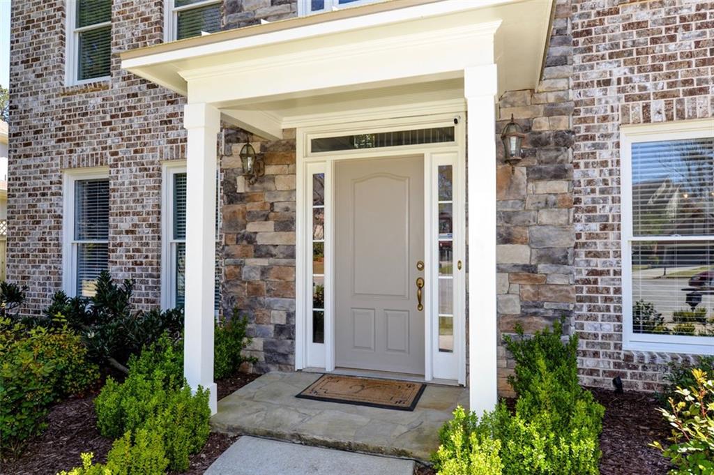 310 Windsor Gate Cove NE