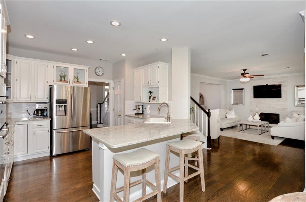 310 Windsor Gate Cove NE