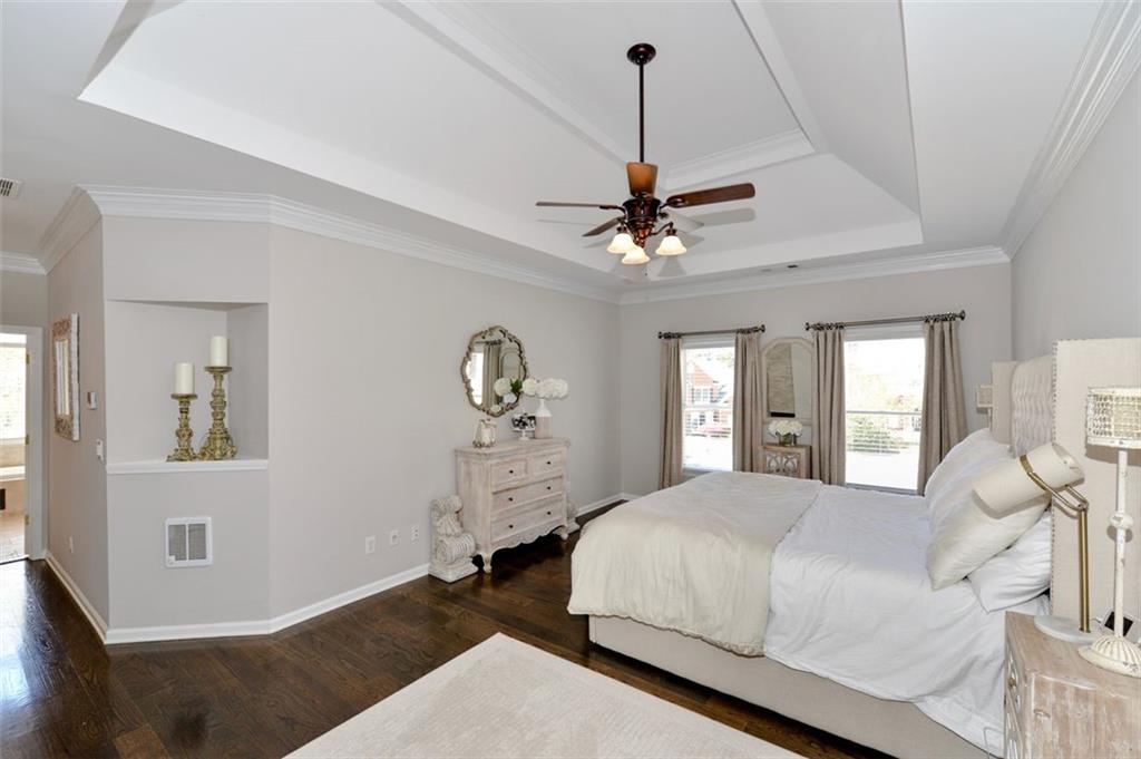 310 Windsor Gate Cove NE
