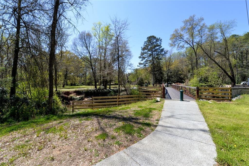 310 Windsor Gate Cove NE