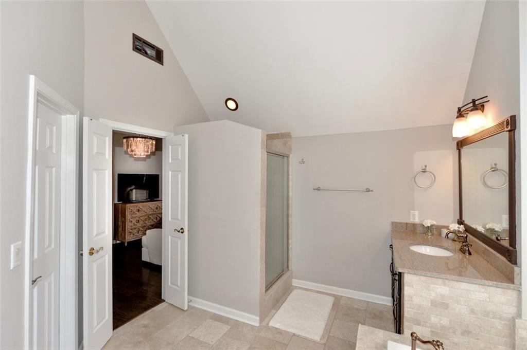 310 Windsor Gate Cove NE